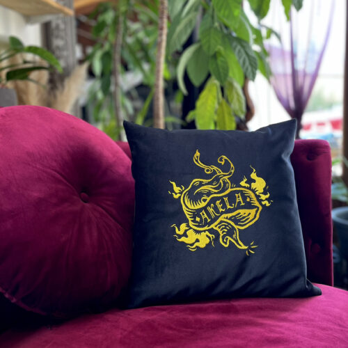 Coussin Personnalisé avec logo pour AKELA Tattoo